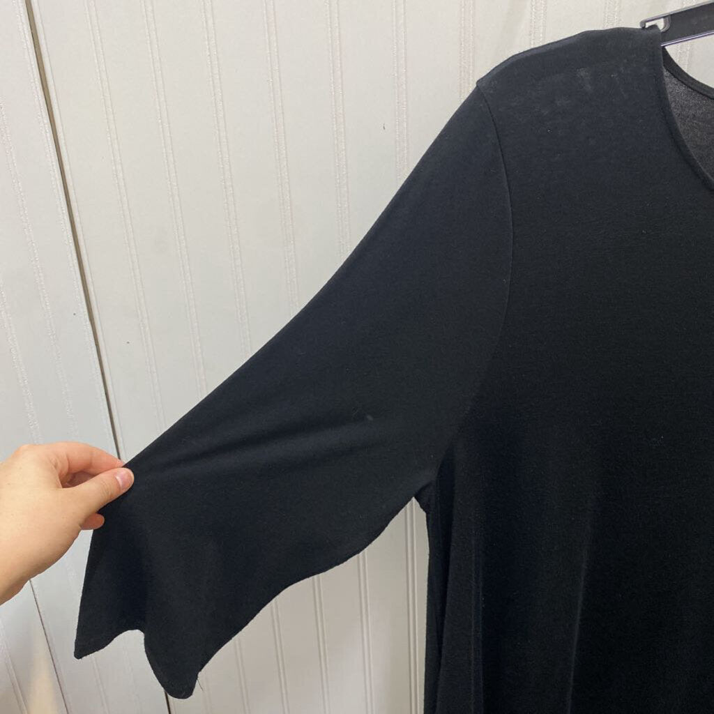 LONG SLEEVE KNIT DRESS