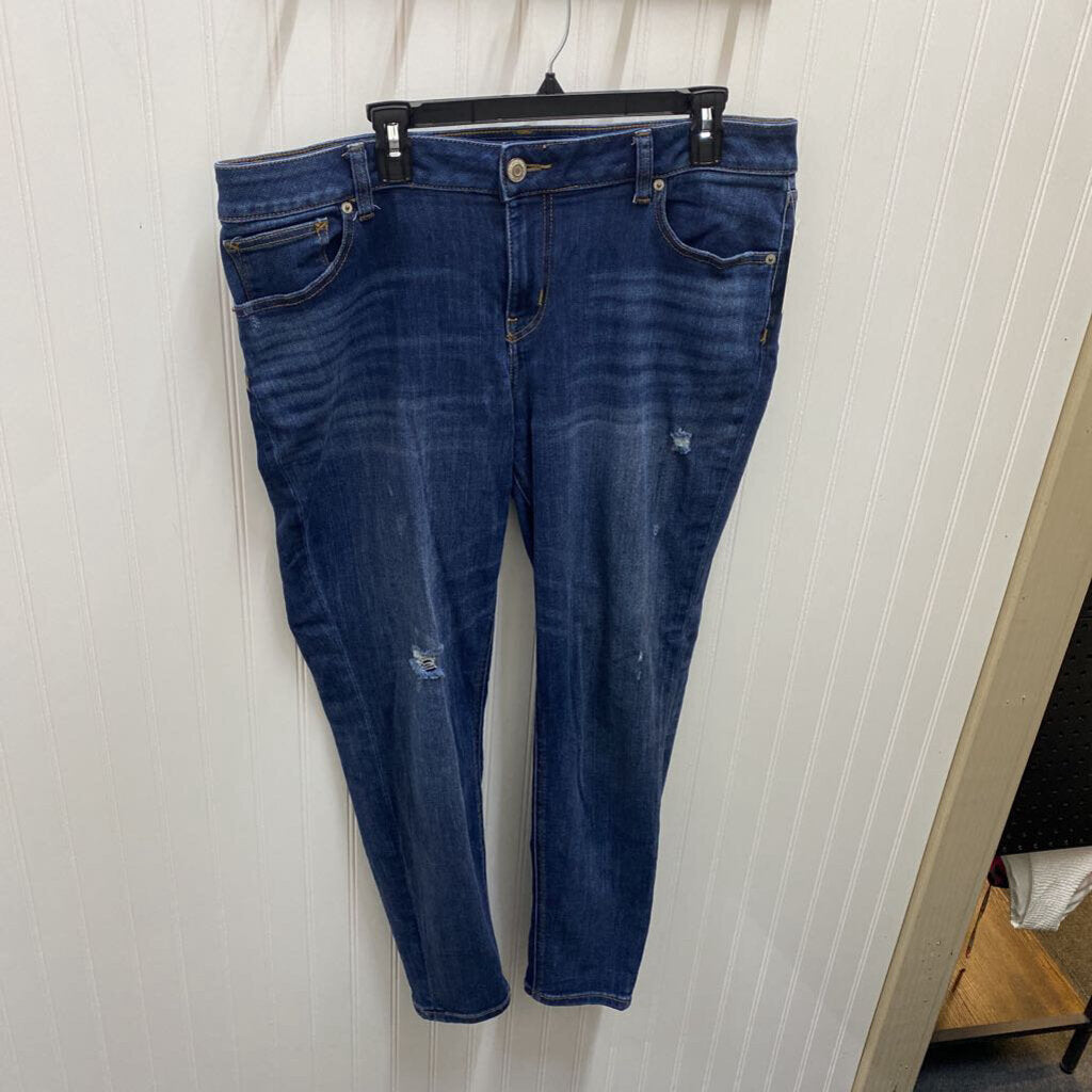 LADIES JEANS