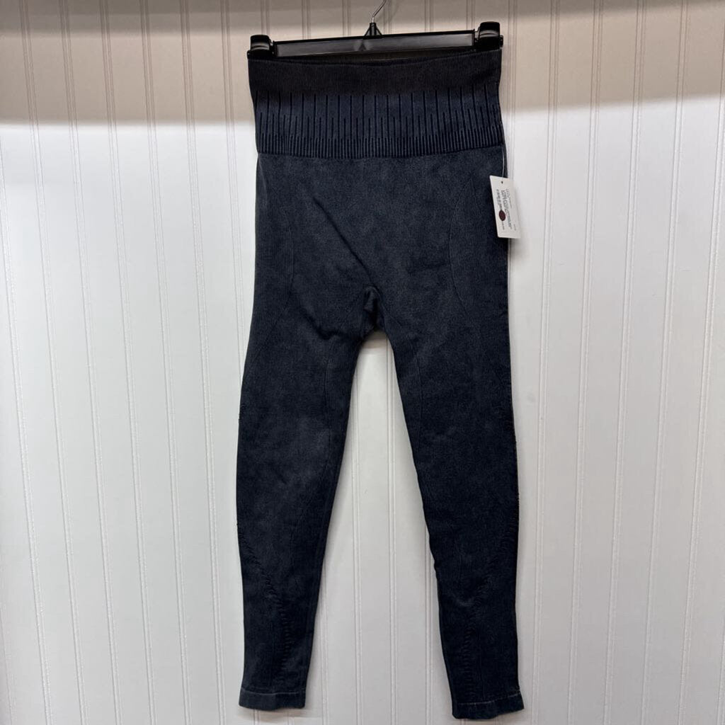 LADIES ATHLETIC LEGGINGS