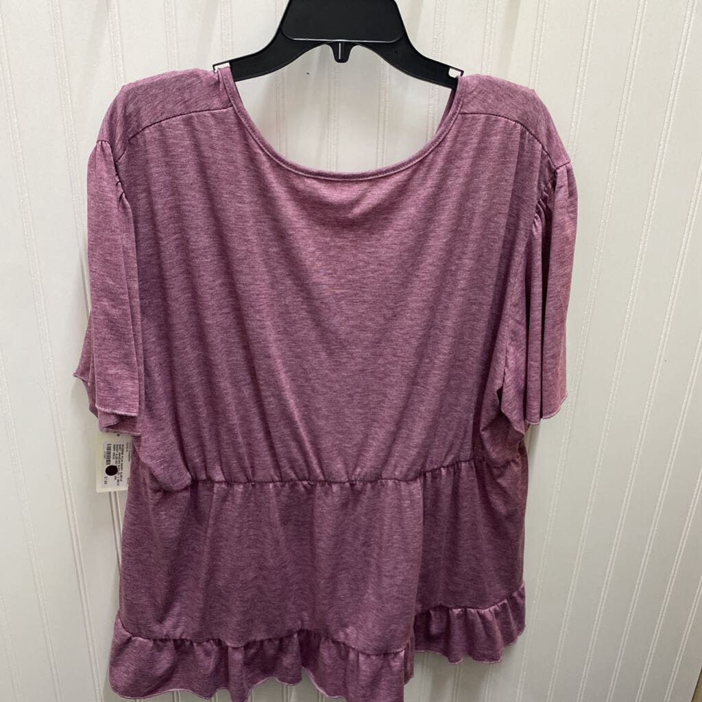 RUFFLED V NECK SHORT SLEEVED