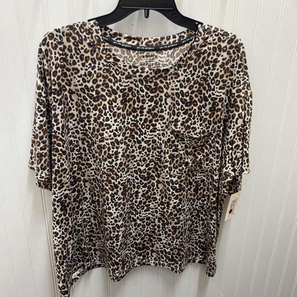 CHEETA PRINT SHORT SLEEVED
