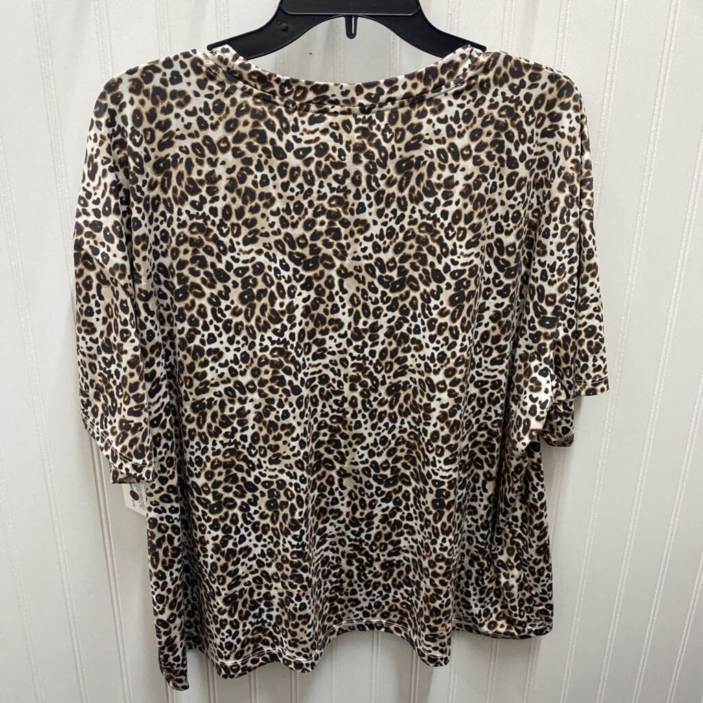 CHEETA PRINT SHORT SLEEVED