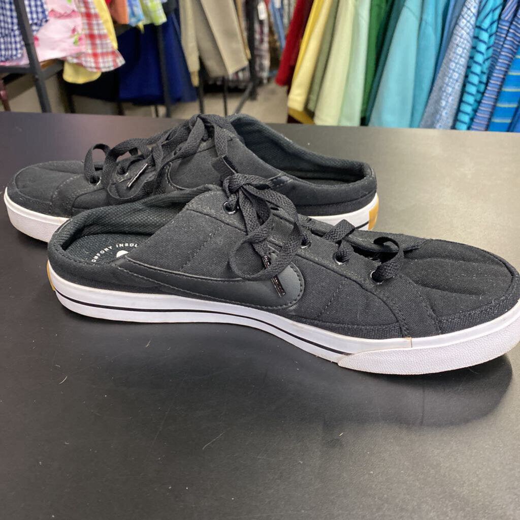 NIKE SLIP ON SNEAKERS