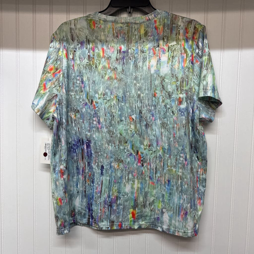 SHORT SLEEVE V NECK TEE