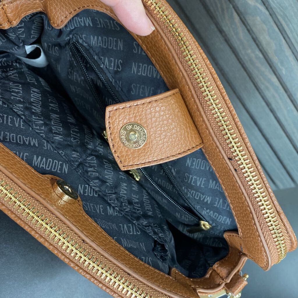 CROSS BODY BAG