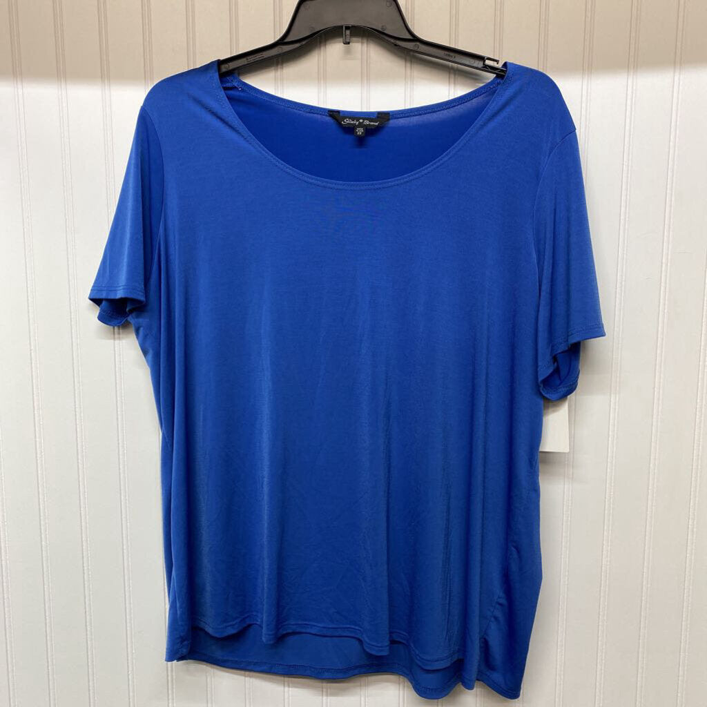 SHORT SLEEVE TOP
