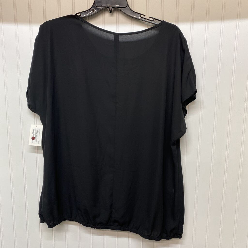 SHORT SLEEVE SHEER TOP