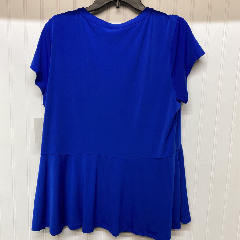 SHORT SLEEVE BUTTON UP KNIT SHIRT