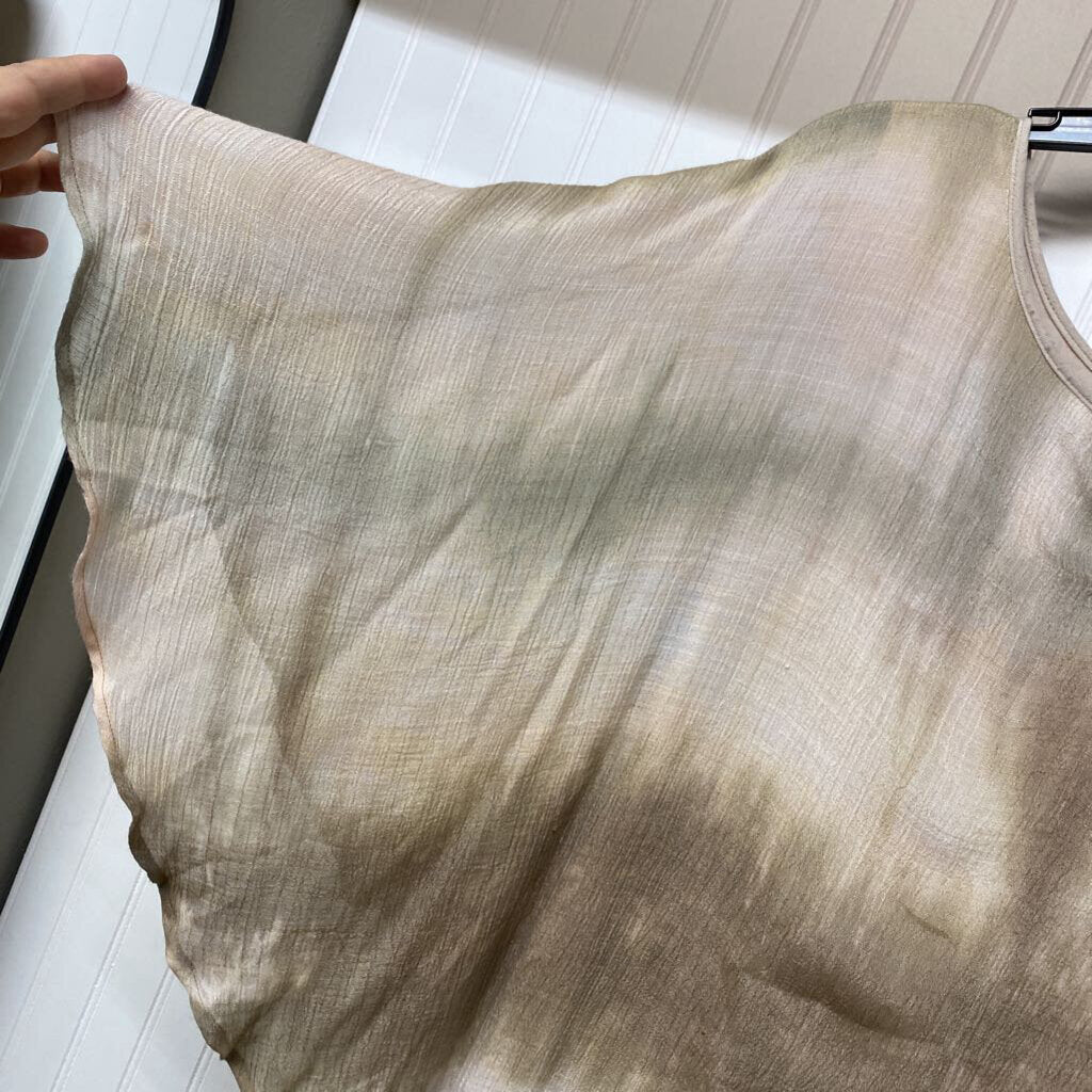 SHORT SLEEVE PONCHO TOP
