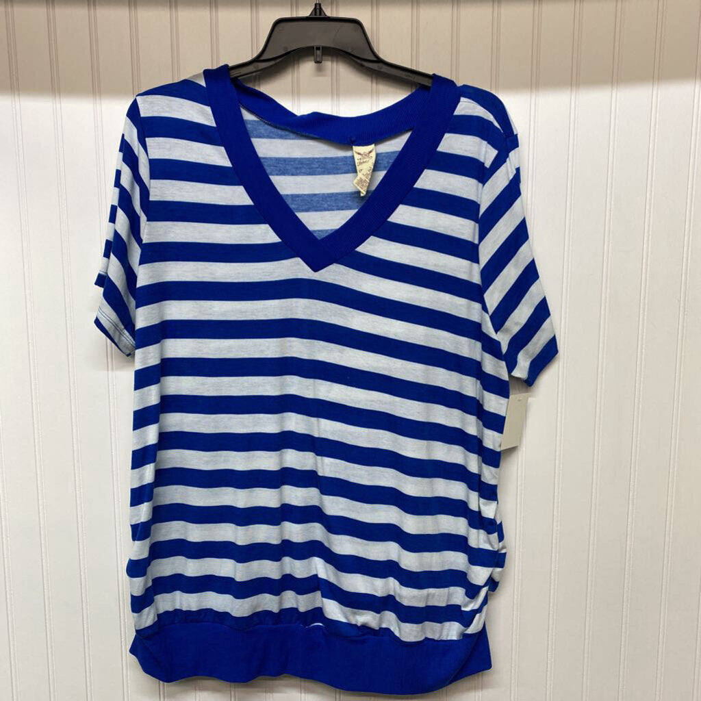 SHORT SLEEVE STRIPED SHIRT