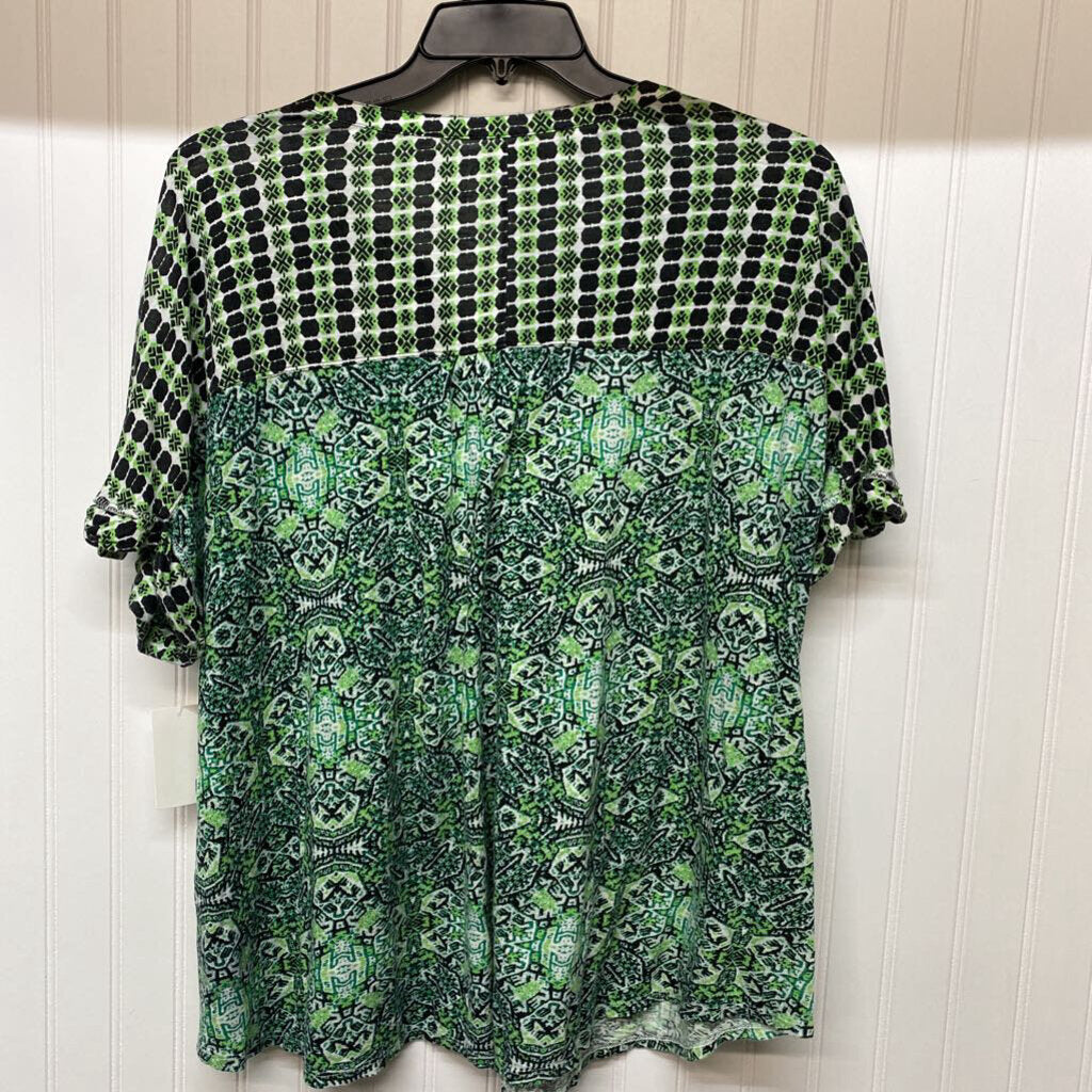 SHORT SLEEVE PRINTED KNIT TOP