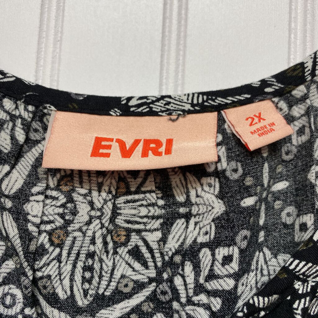 SLEEVELESS PRINTED TOP