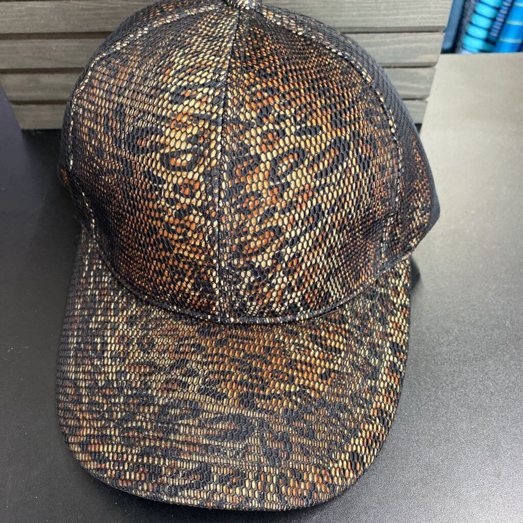 BASEBALL HAT