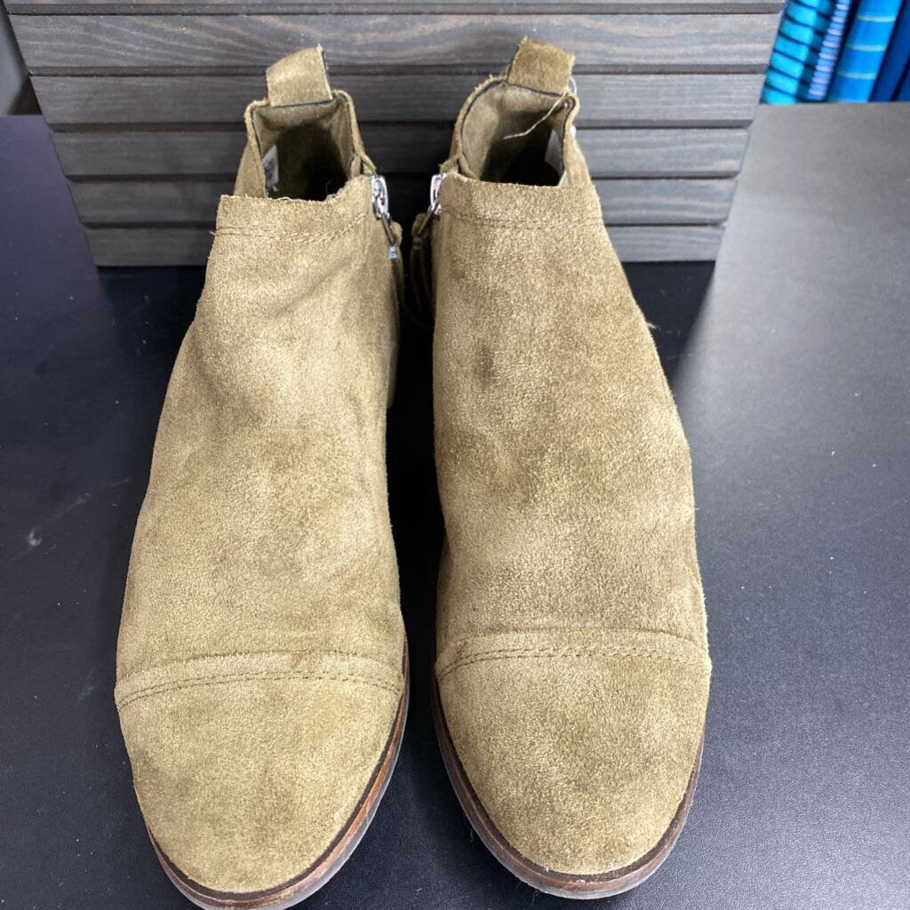 OLIVE ANKLE BOOTS