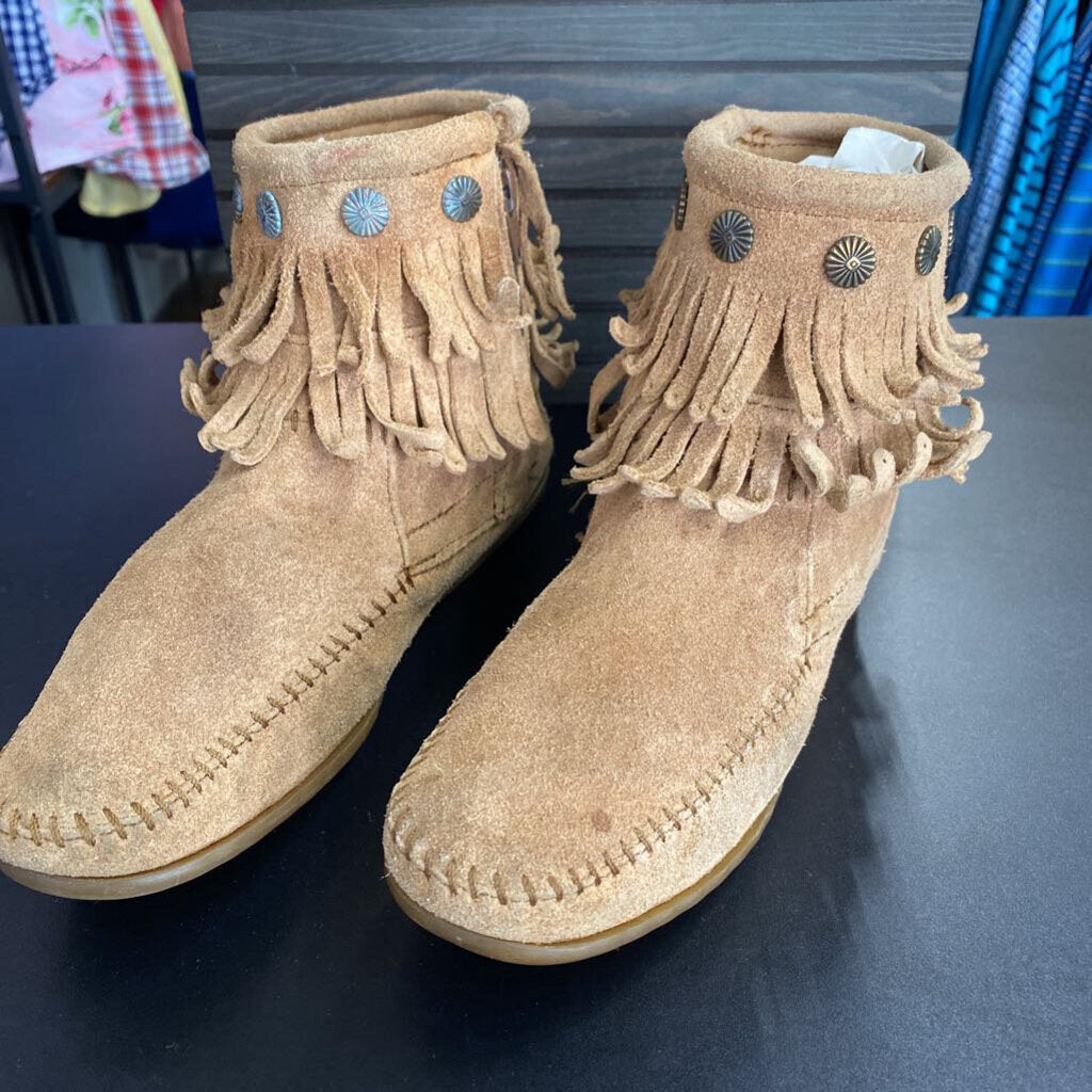 LEATHER BOOTS