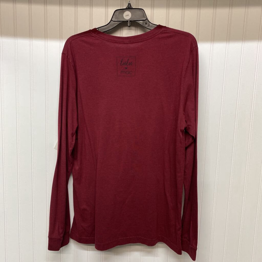LONG SLEEVED GRAPHIC TEE