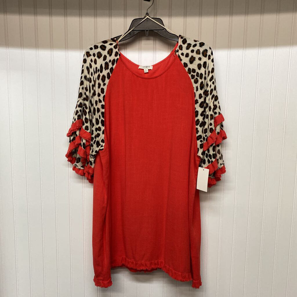 FLOWY SLEEVED SHORT DRESS