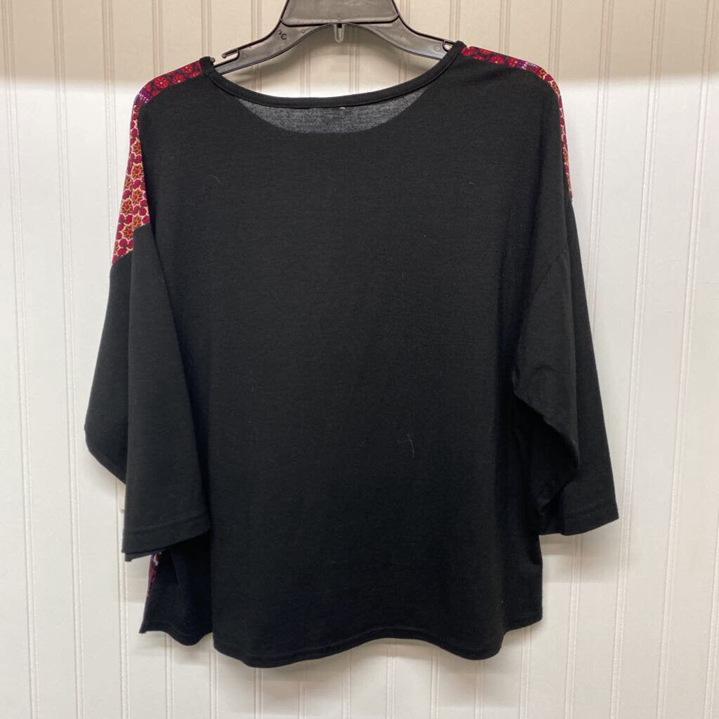 FLOWY LONG SLEEVED