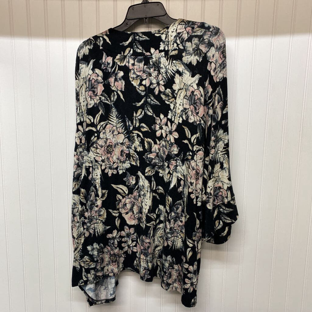 WIDE SLEEVED CARDIGAN