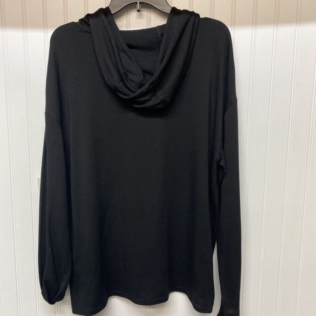HOODED LONG SLEEVED TOP