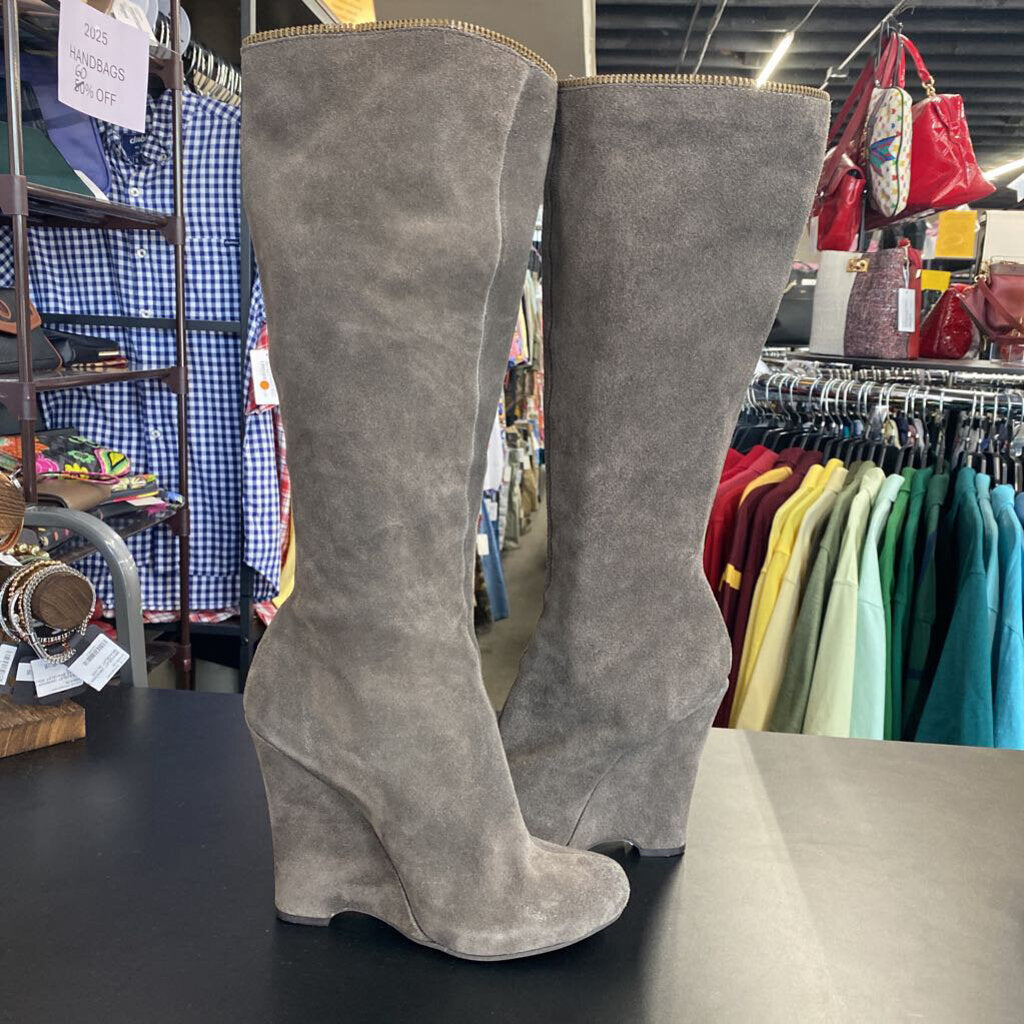 KNEE HIGH WEDGE HEEL BOOTS