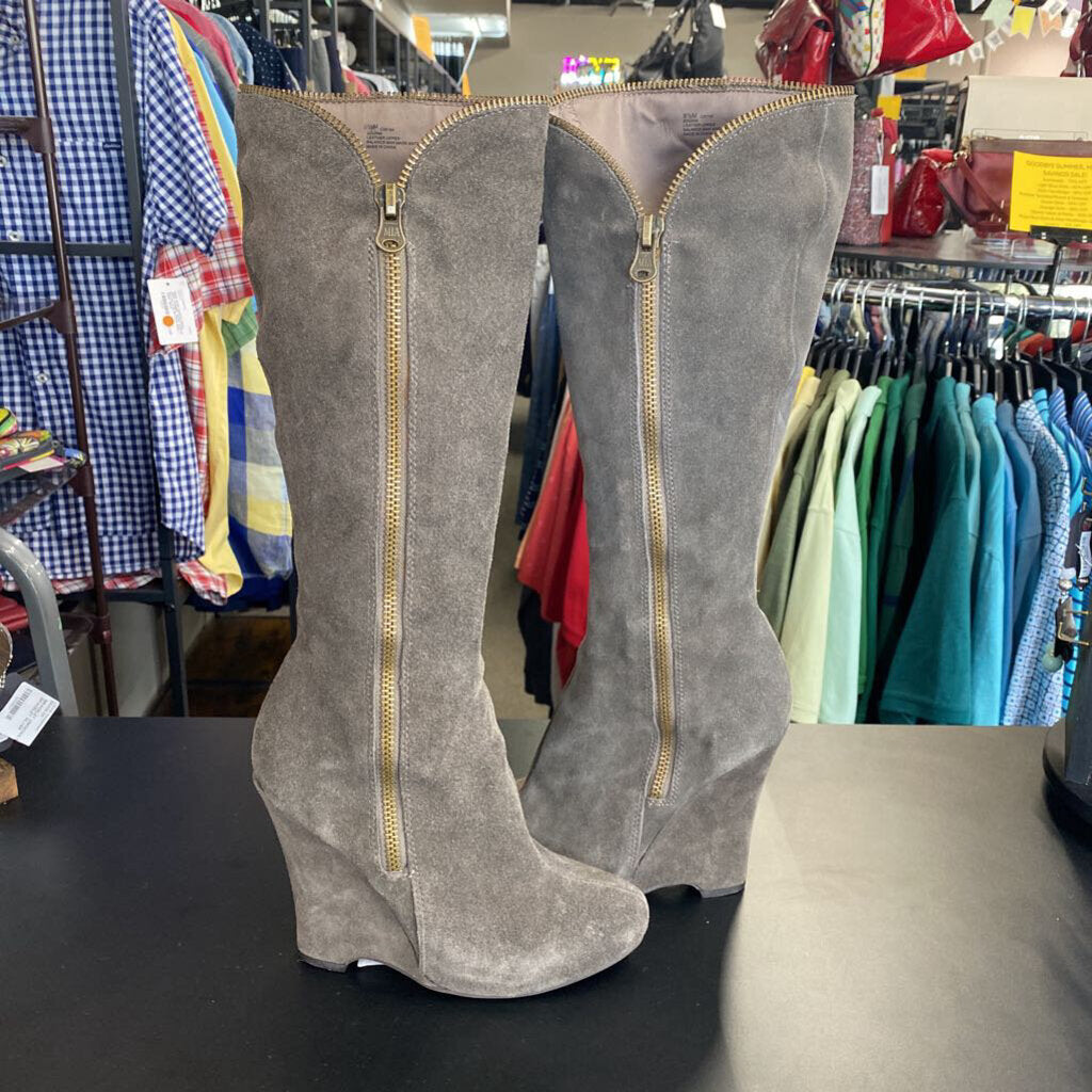KNEE HIGH WEDGE HEEL BOOTS