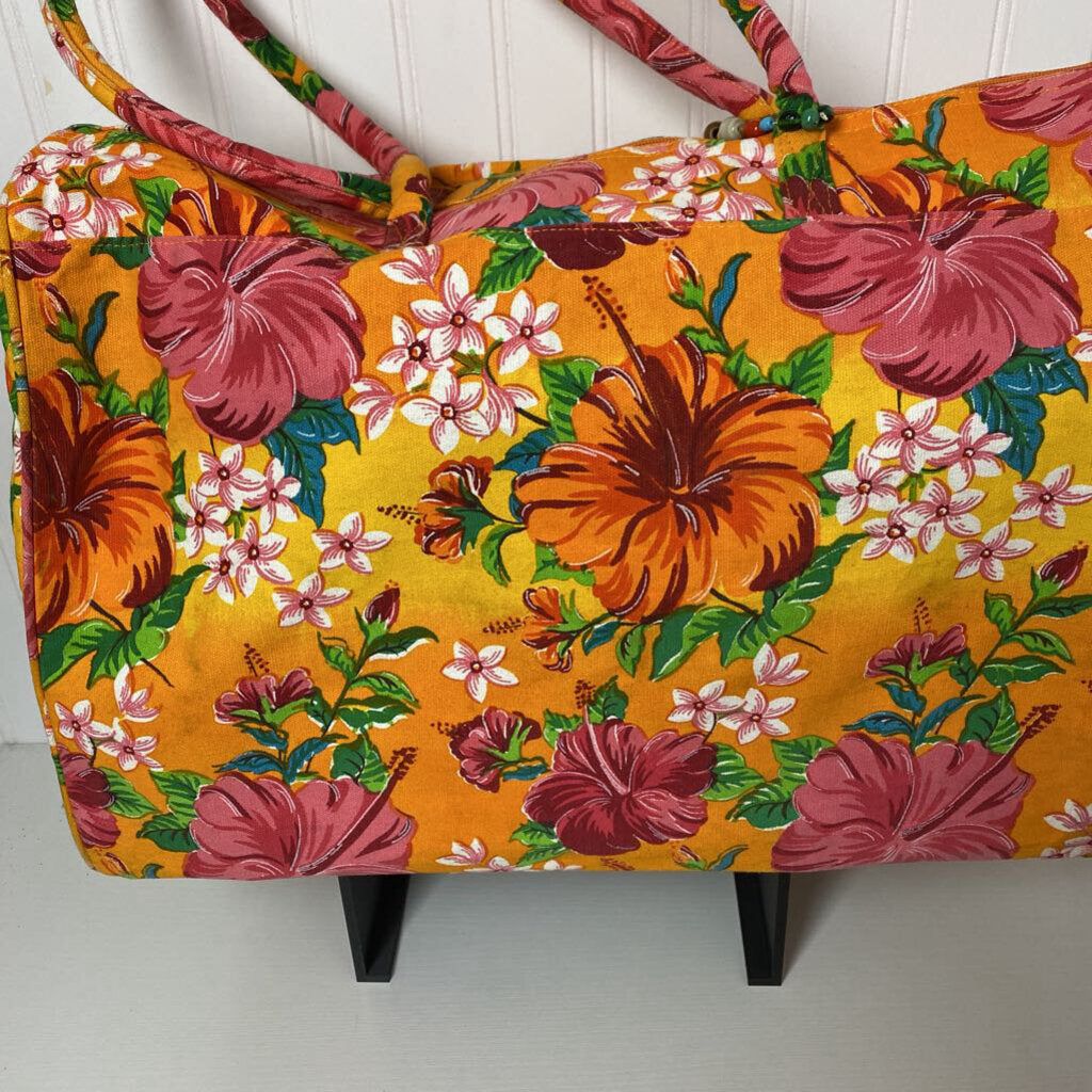 LARGE FLORAL DUFFLE BAG