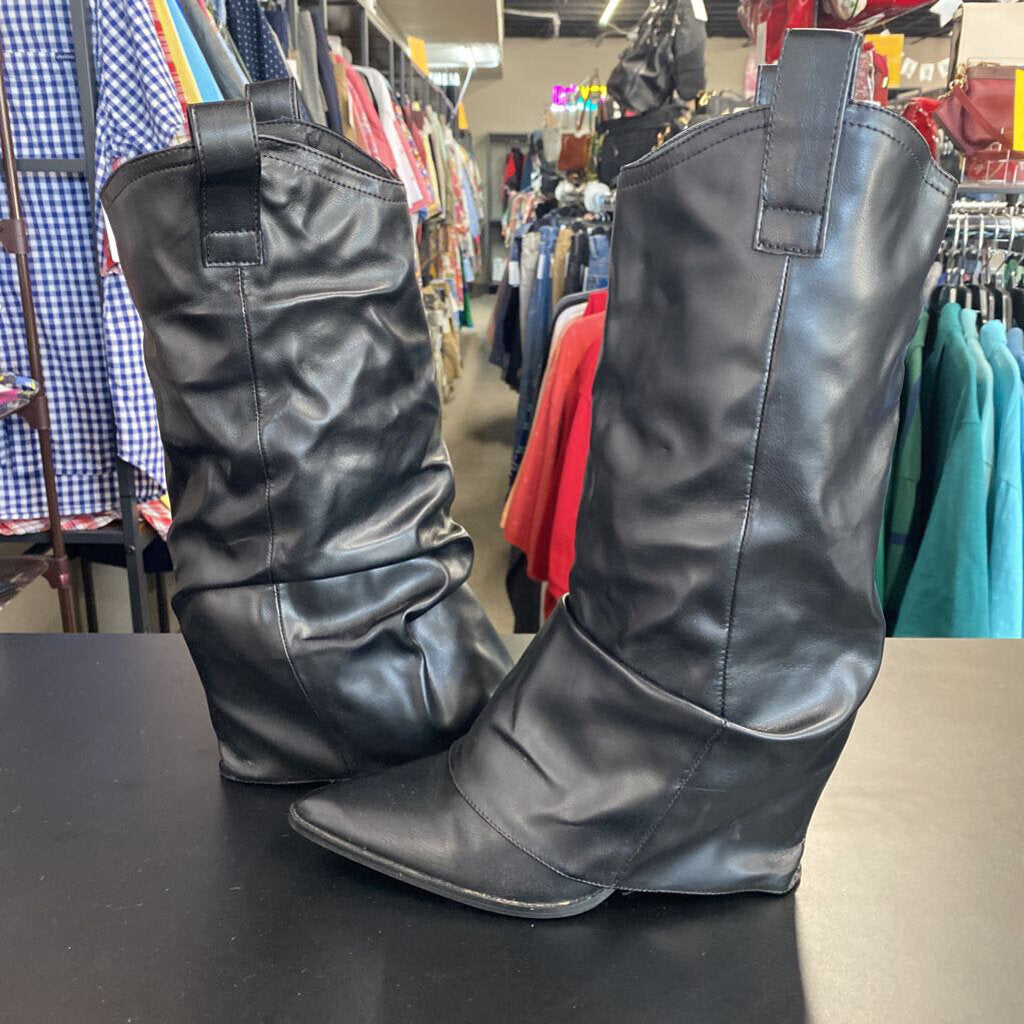CALF LENGTH HEELED BOOTS