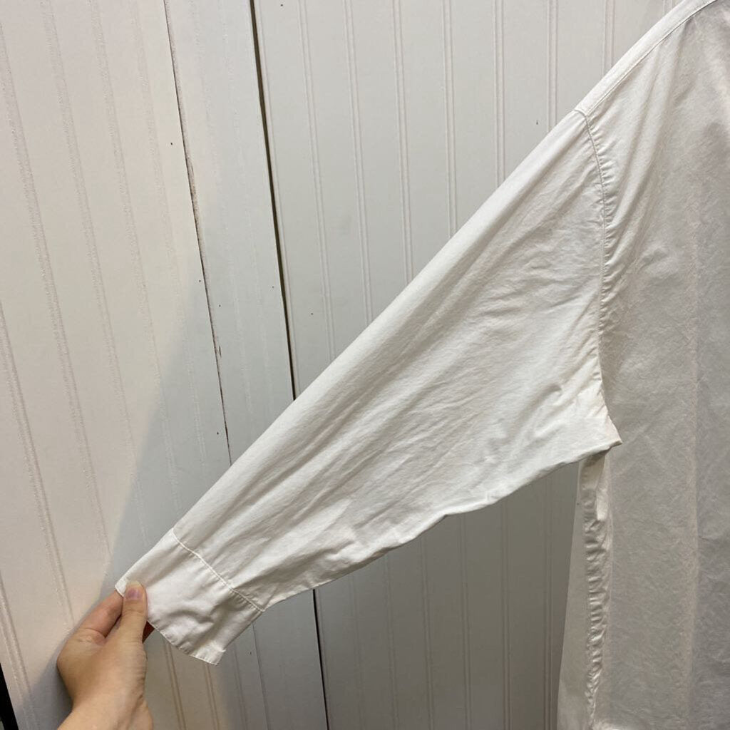 COLLARED LONG SLEEVE BUTTON UP