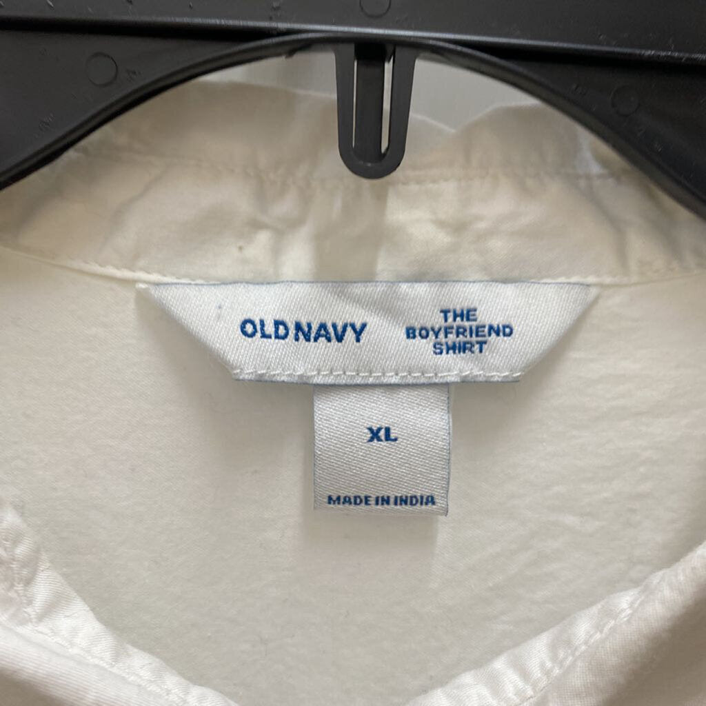 COLLARED LONG SLEEVE BUTTON UP
