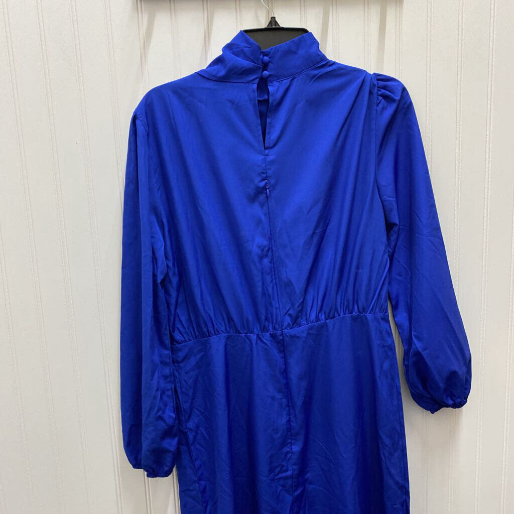 LONG SLEEVED DRESS