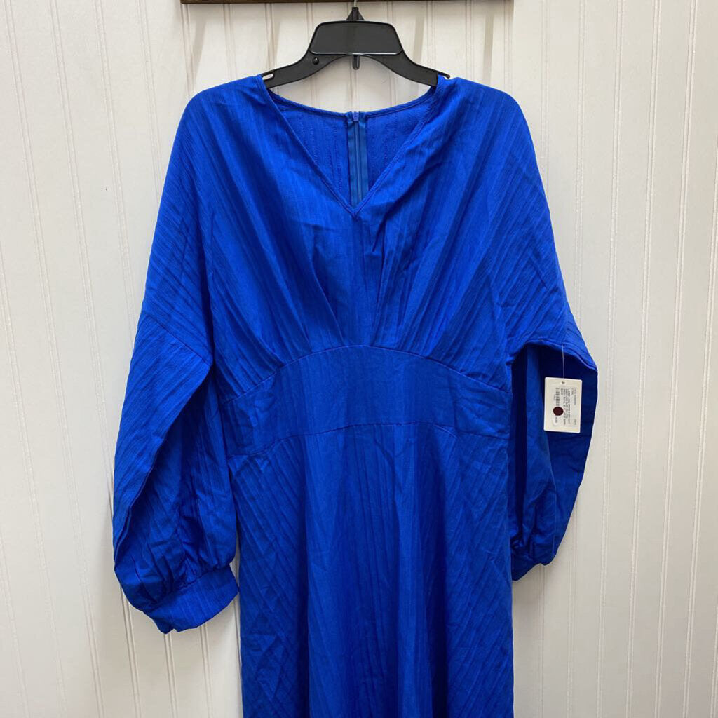 LONG SLEEVED LONG DRESS