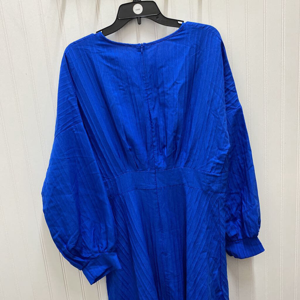LONG SLEEVED LONG DRESS