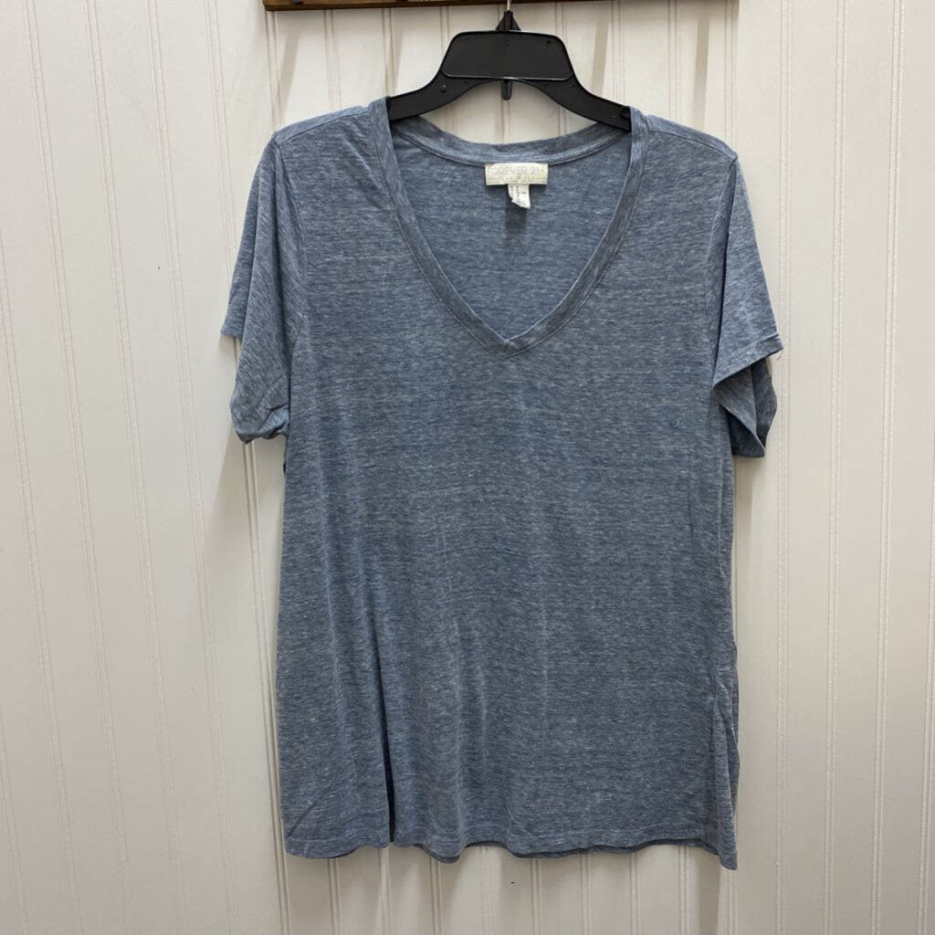 V NECK SHORT SLEEVED
