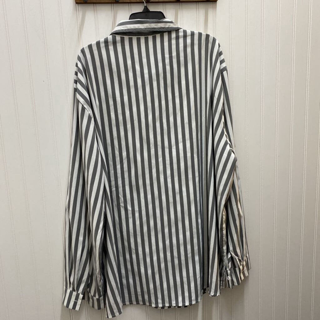 COLLARED STRIPED LONG SLEEVE BUTTON UP