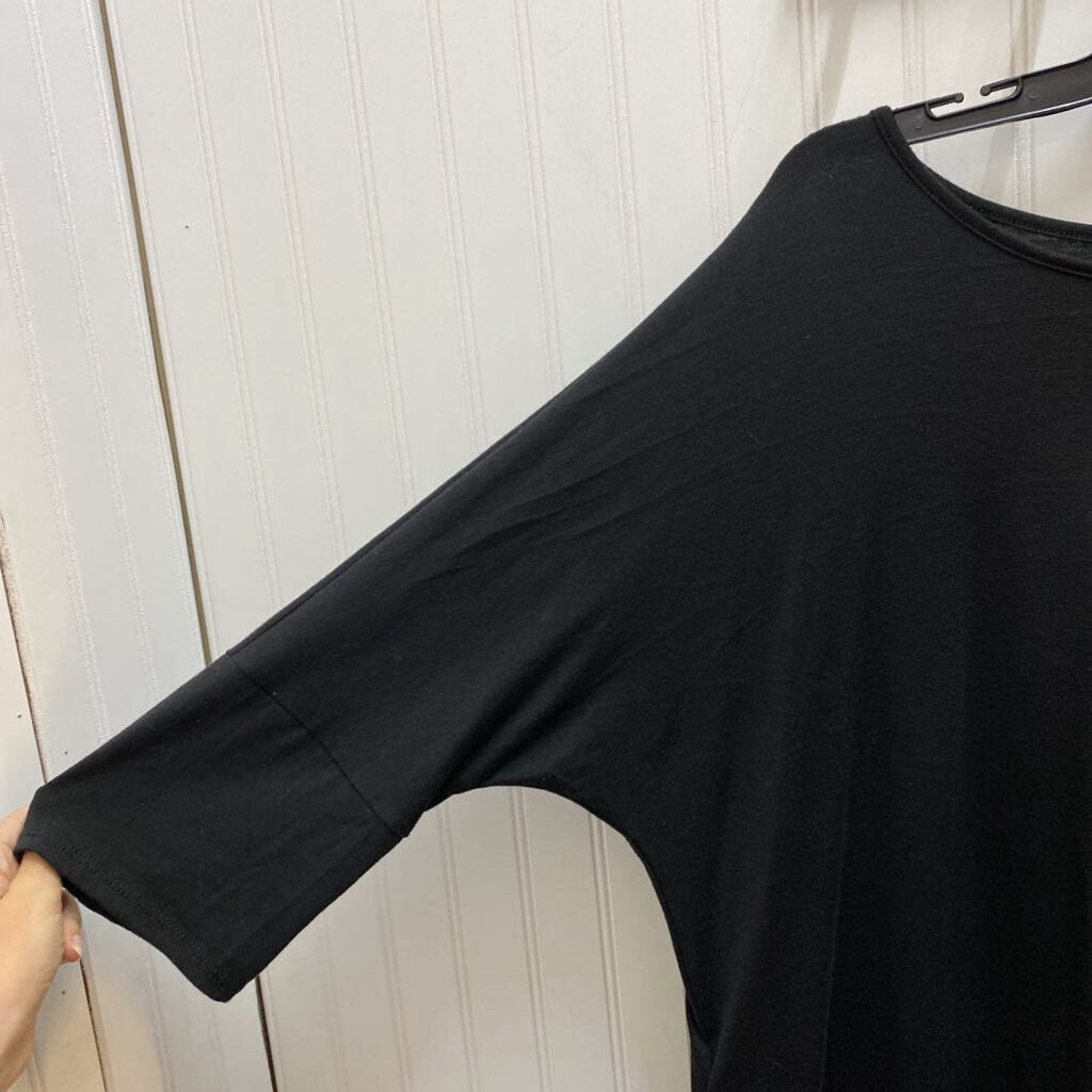 LONG SLEEVED SHORT DRESS