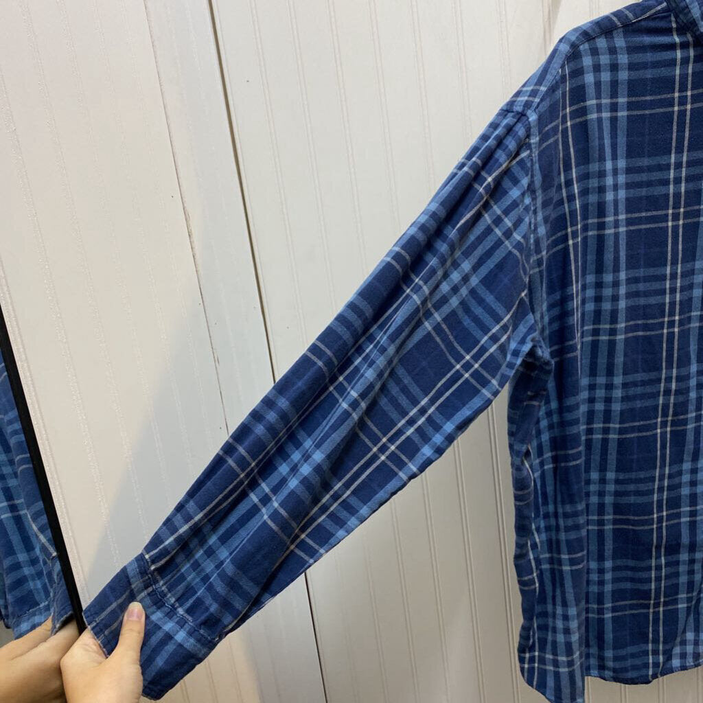 COLLARED PLAID LONG SLEEVE FLANNEL SHIRT