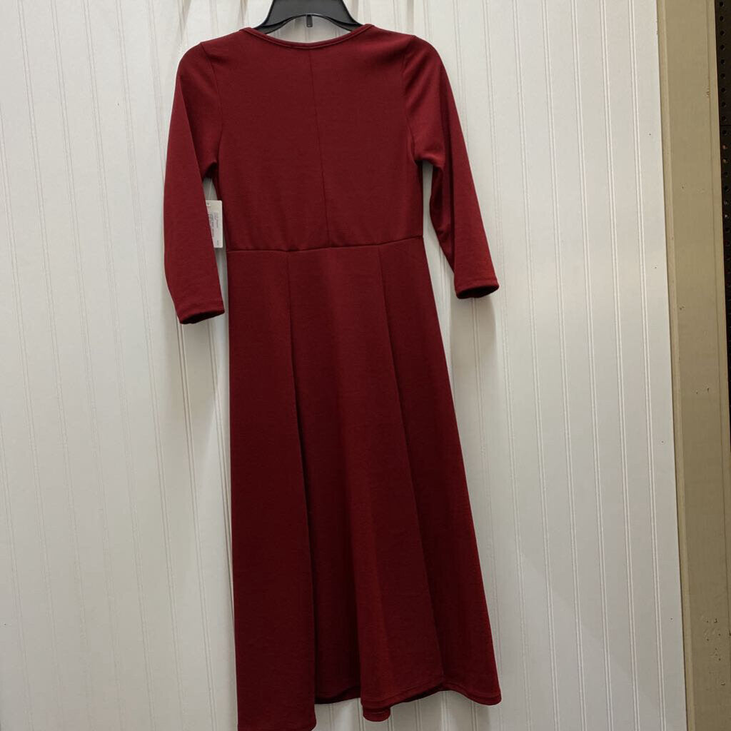 LONG SLEEVED DRESS