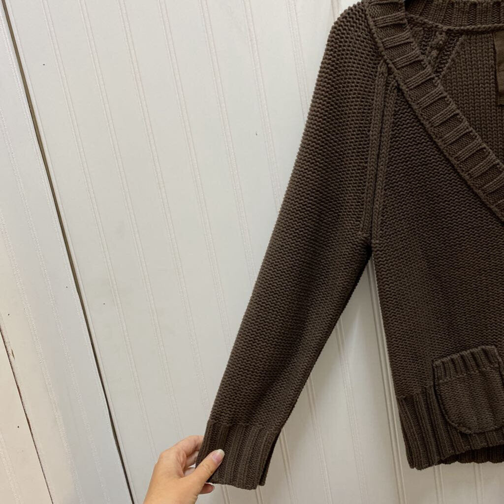 BUTTON DOWN CARDIGAN