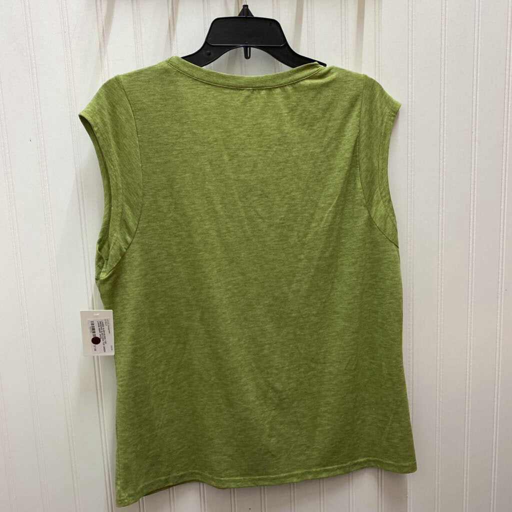 SLEEVLESS TOP