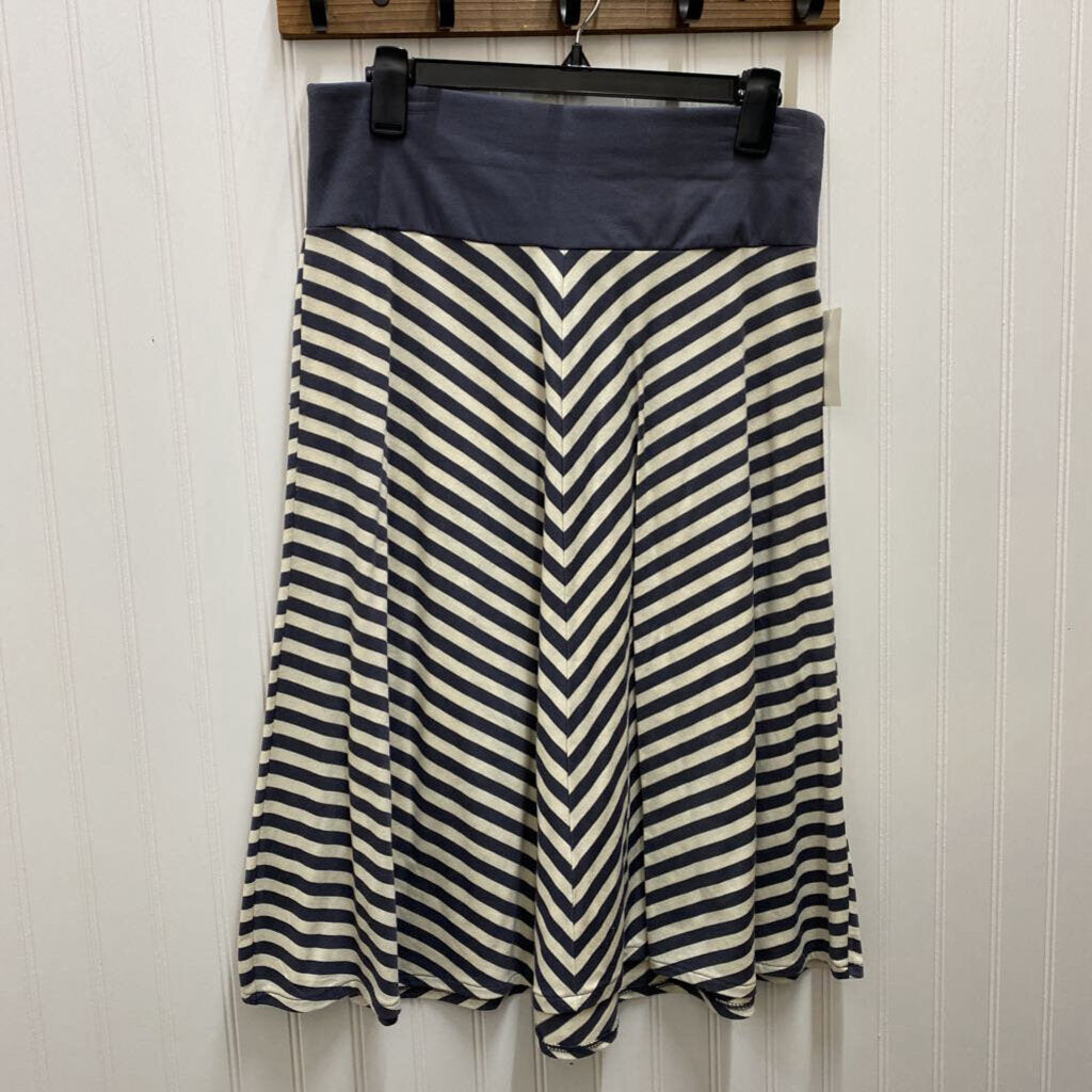 KNIT STRIPED SKIRT
