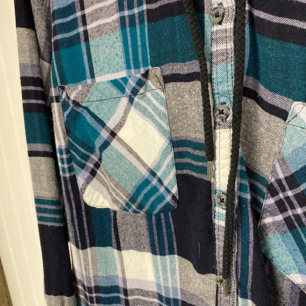 LONG SLEEVE HOODED FLANNEL SHIRT