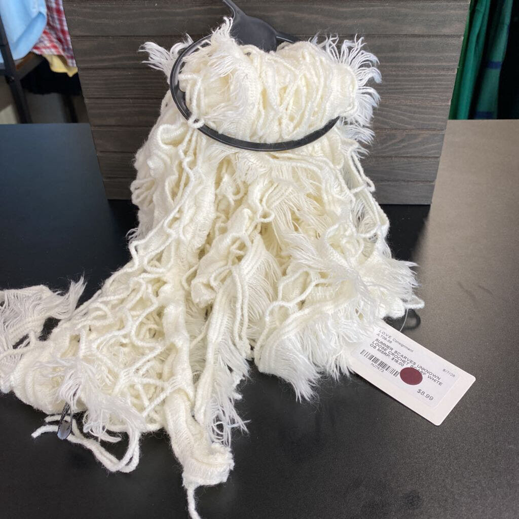 LOOSE CROCHET SCARF