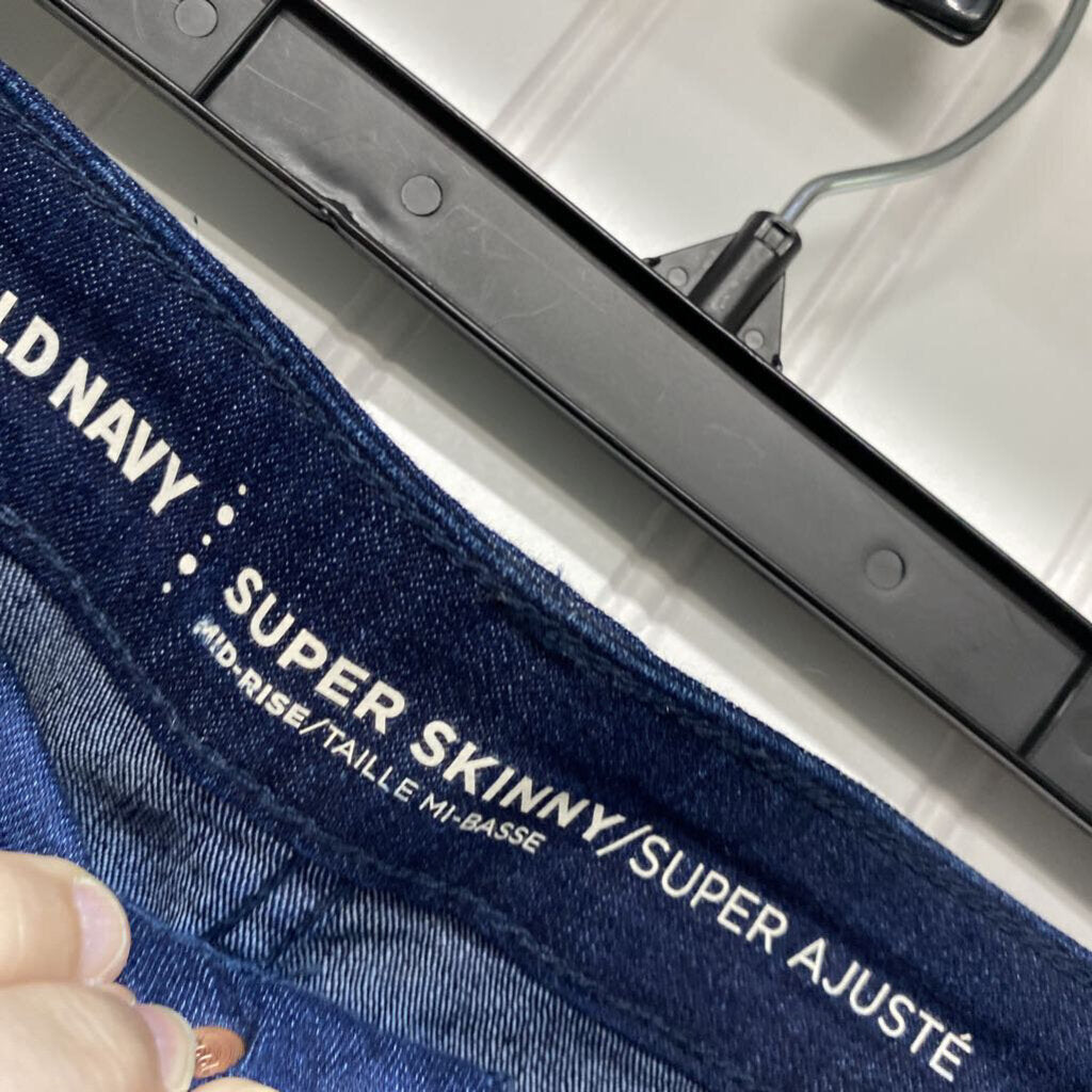 SUPER SKINNY JEANS