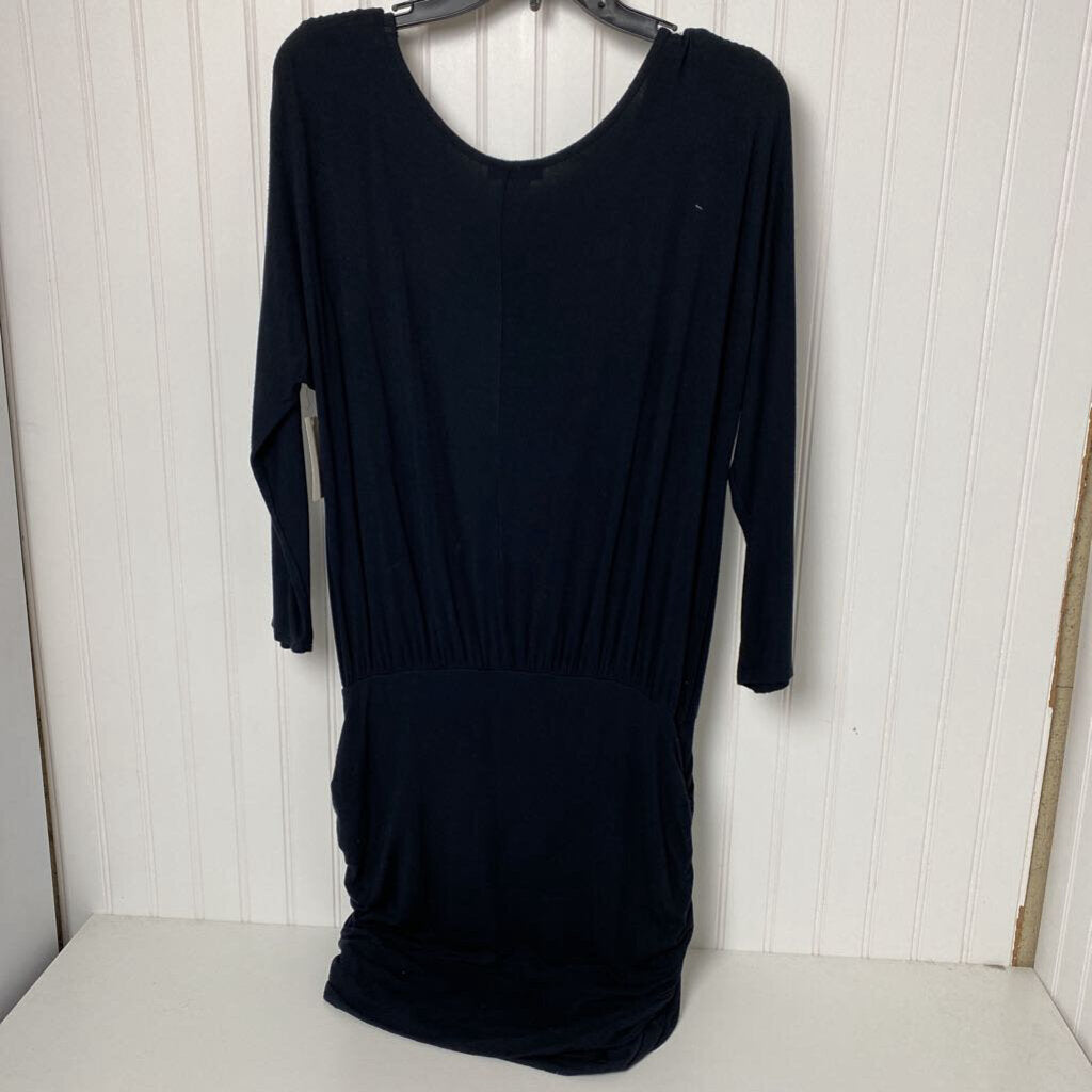 LONG SLEEVED DRESS