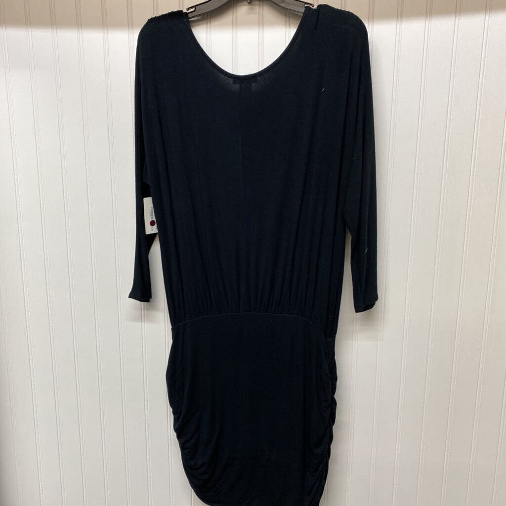 LONG SLEEVED DRESS
