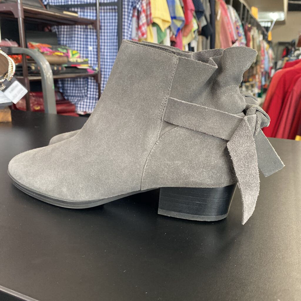 SUEDE ANKLE BOOTS