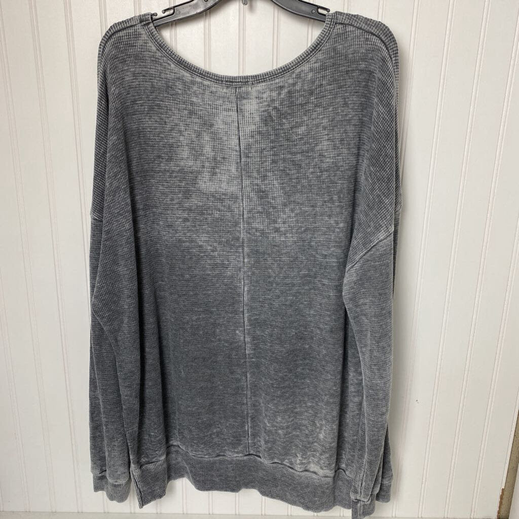 LONG SLEEVE KNIT TOP