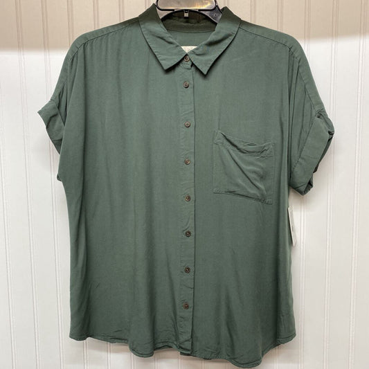 SHORT SLEEVE BUTTON UP