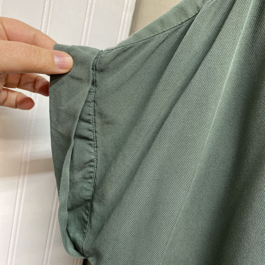 SHORT SLEEVE BUTTON UP